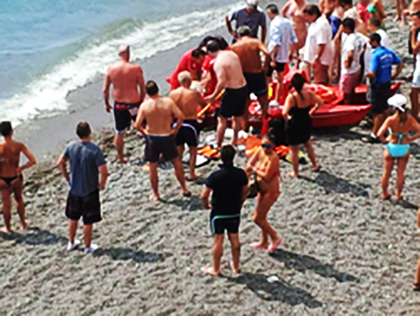 Tragedia in spiaggia a Positano