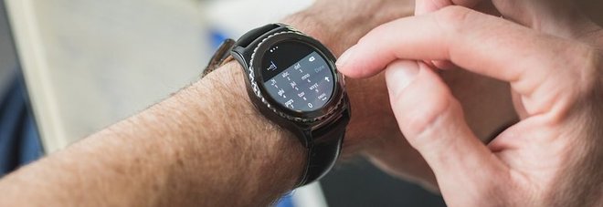 1561810_samsung_gear_s2[1]